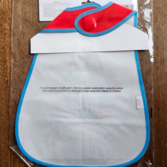 CUTE MARVEL Captain America Shield Baby Bib with Catch All (most....some) Pocket - Picture 2 of 2